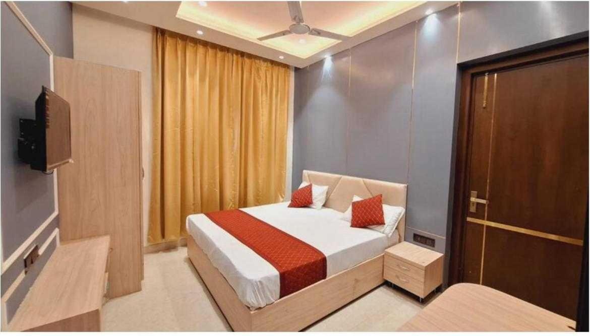 O Np Palace Hotel Agra (Uttar Pradesh)