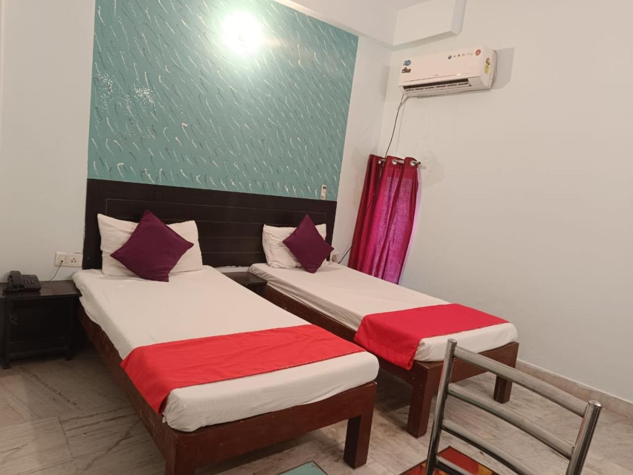Hotel Novo - Near Taj Mahal 2*