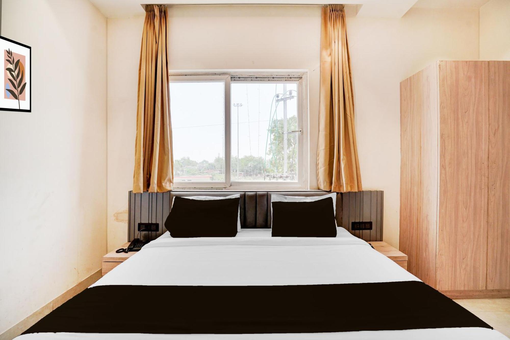 Hotel O Np Palace