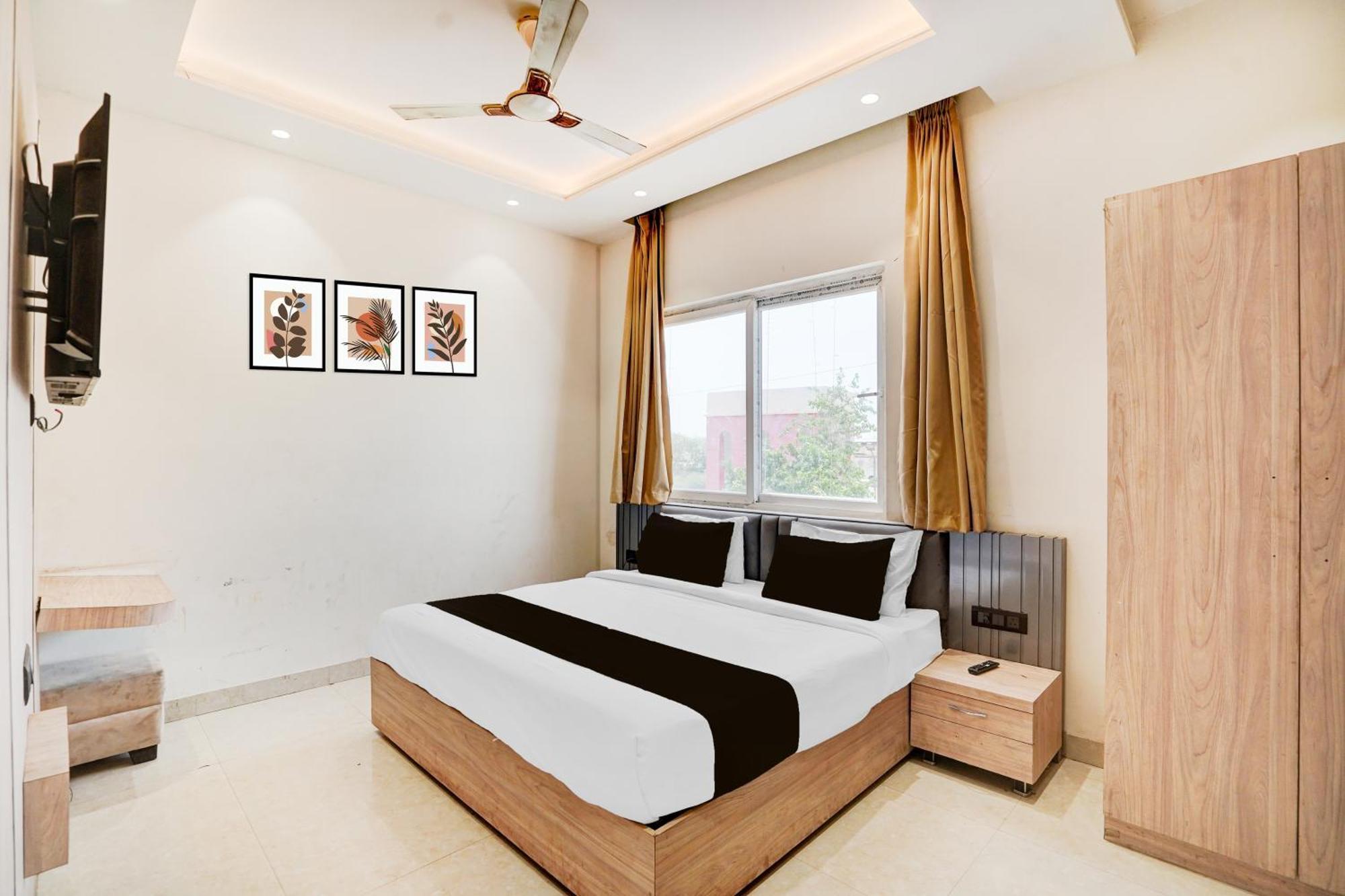 O Np Palace Agra (Uttar Pradesh)