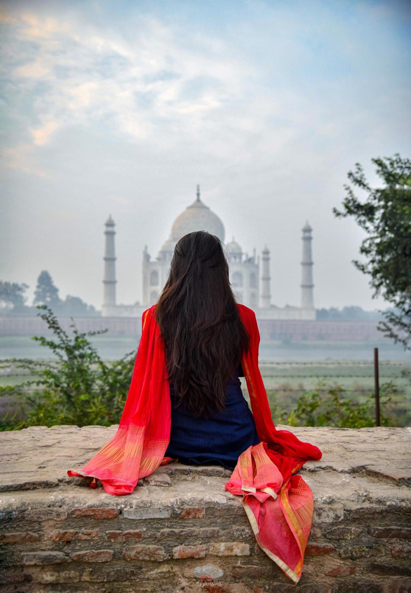 The Hideout - Near Taj