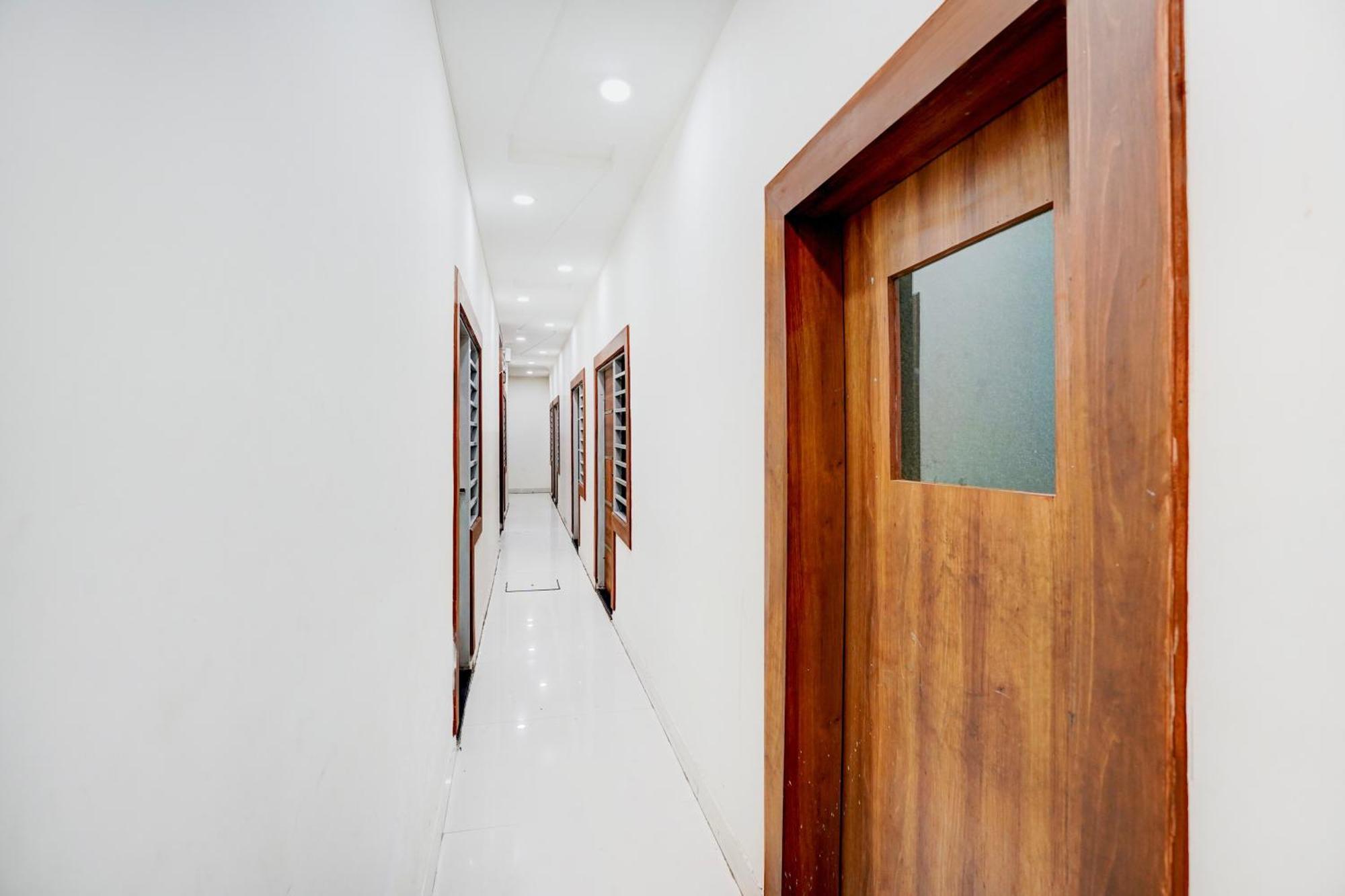 O Sher-e-punjab & Restaurant Hotel Agra (Uttar Pradesh)