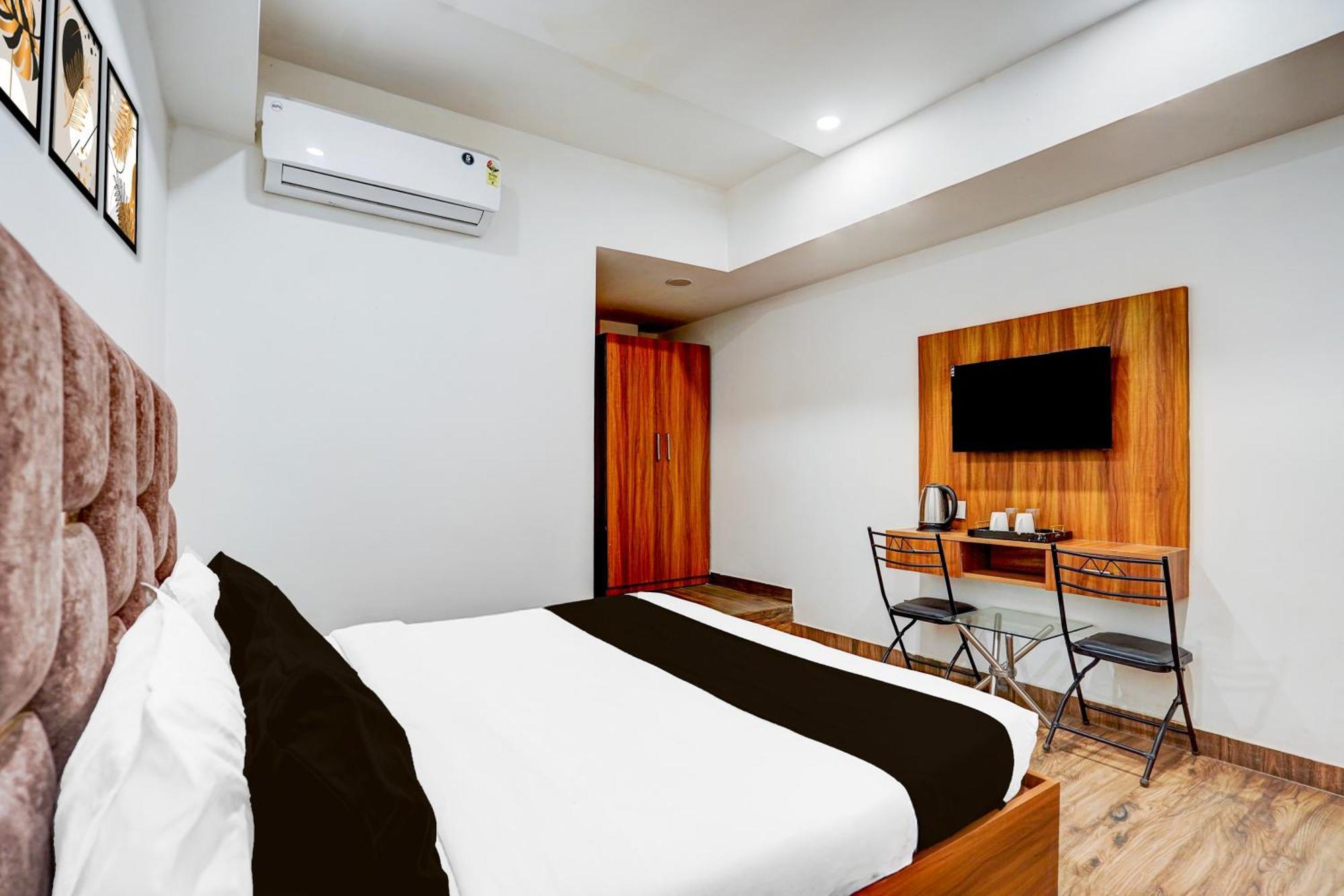 O Kargil Complex Formerly Saarthi Hotel Agra (Uttar Pradesh)