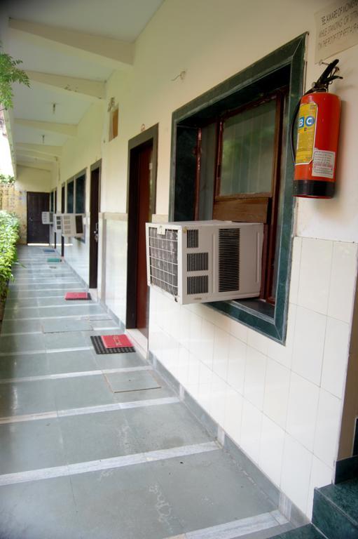 Hotel Sidhartha Walking Distance From Tajmahal Agra (Uttar Pradesh)