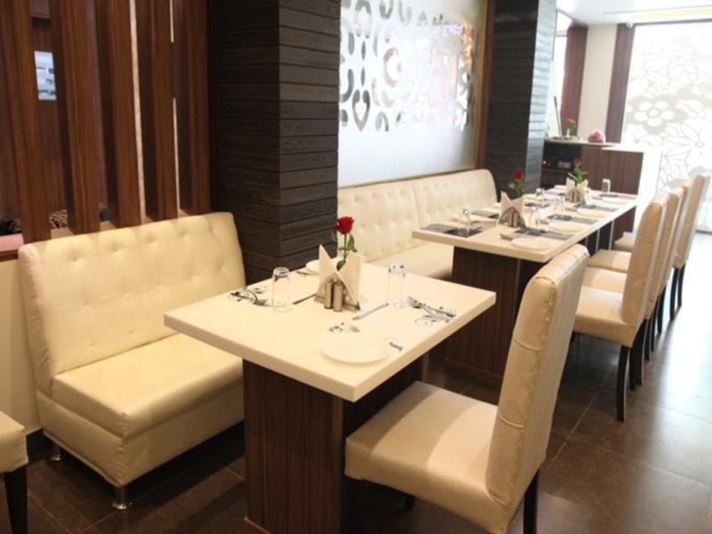 Poonam Plaza Inn Agra (Uttar Pradesh)