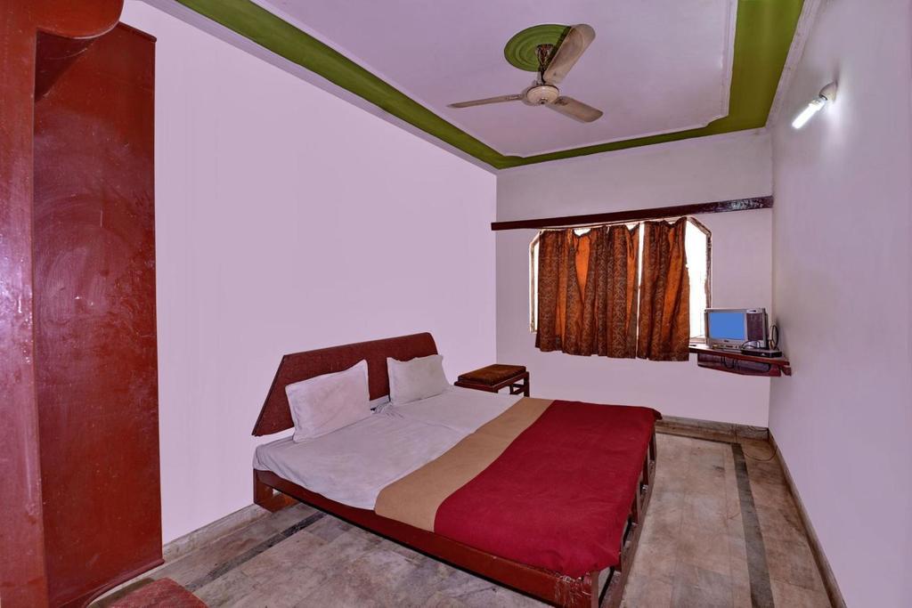 Hotel Aditya Palace Agra (Uttar Pradesh)