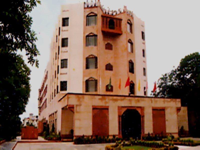 Hotel Mansingh Palace, 4*