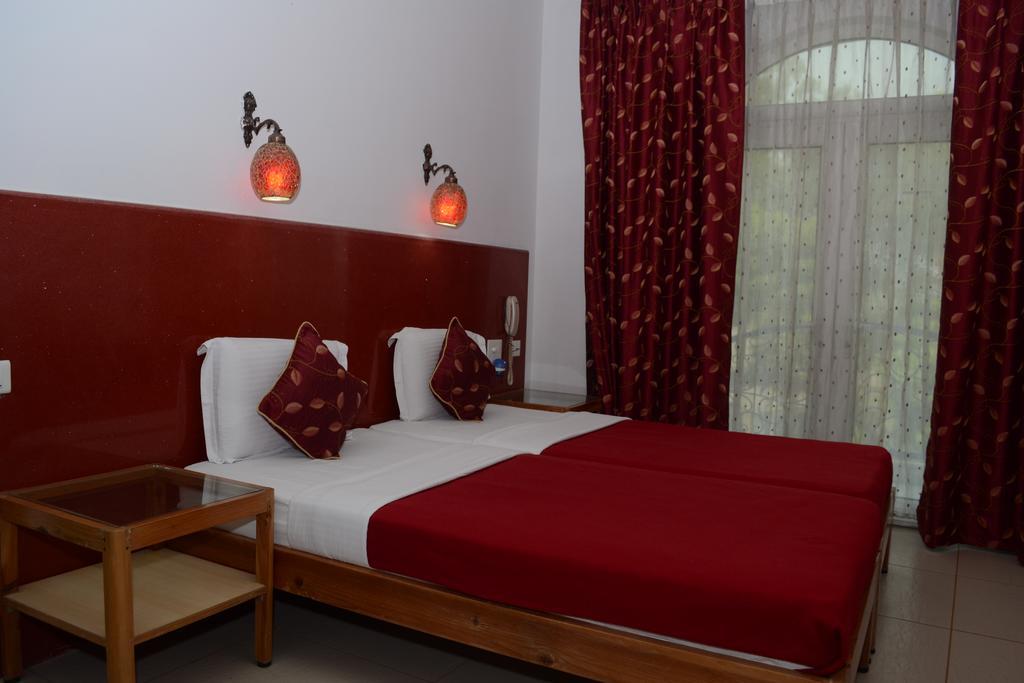 Hotel Ray Of Maya