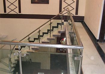 Hotel Agra Mahal