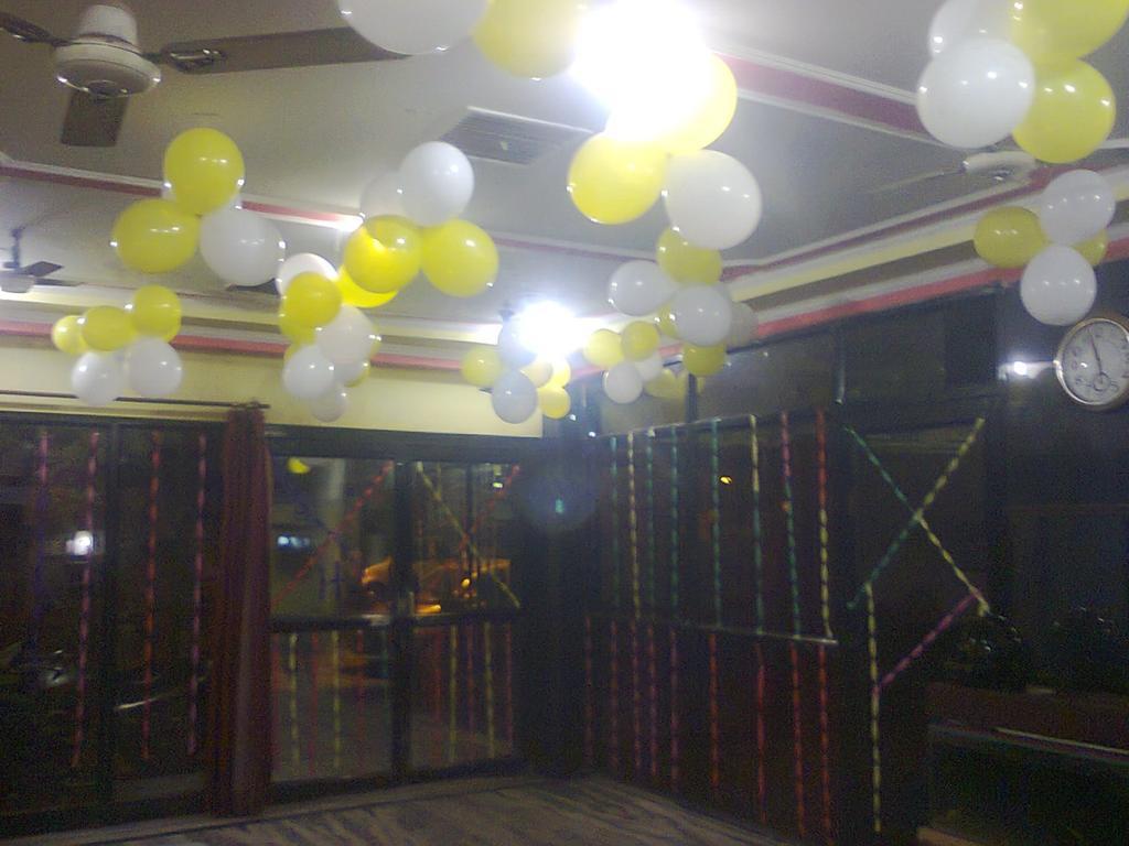 Hotel Aditya Palace *