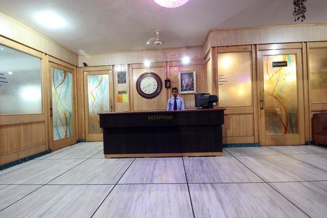 S R Palace 3* Agra (Uttar Pradesh)