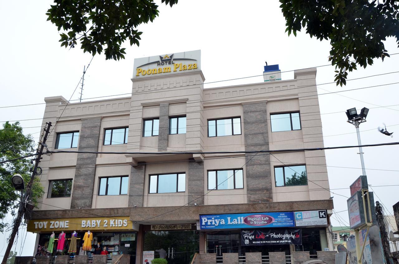 Poonam Plaza 2*