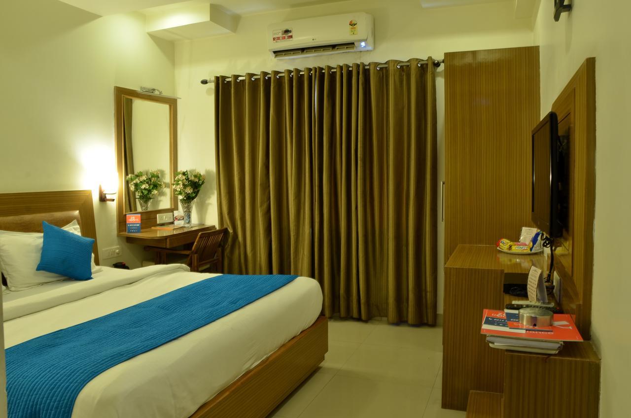 Inn Poonam Plaza 2*
