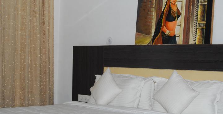 Inn Square And 3*