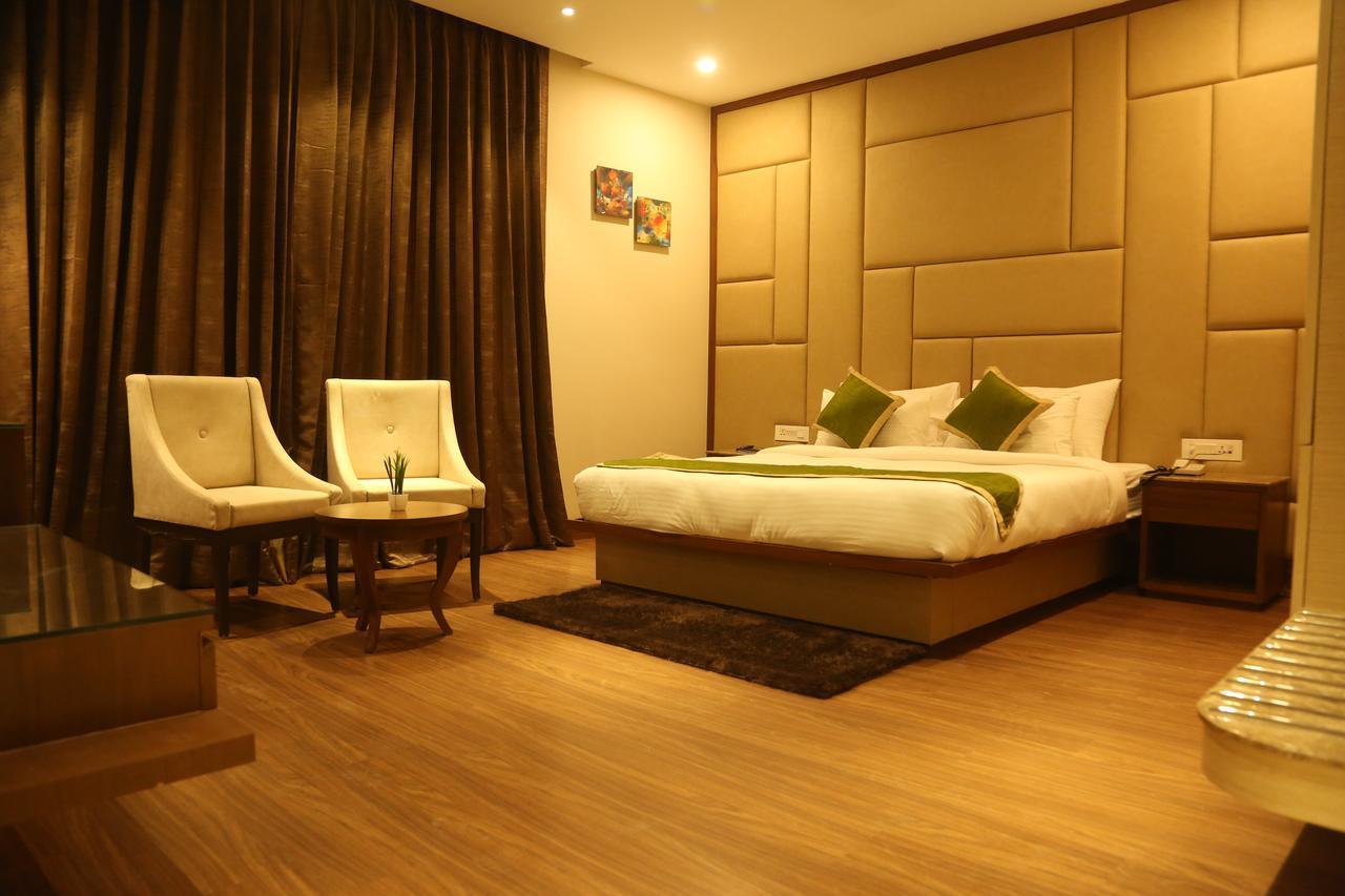 Maple Grand Hotel Agra (Uttar Pradesh)