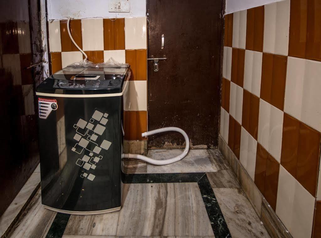 Friends & Hostel Agra (Uttar Pradesh)