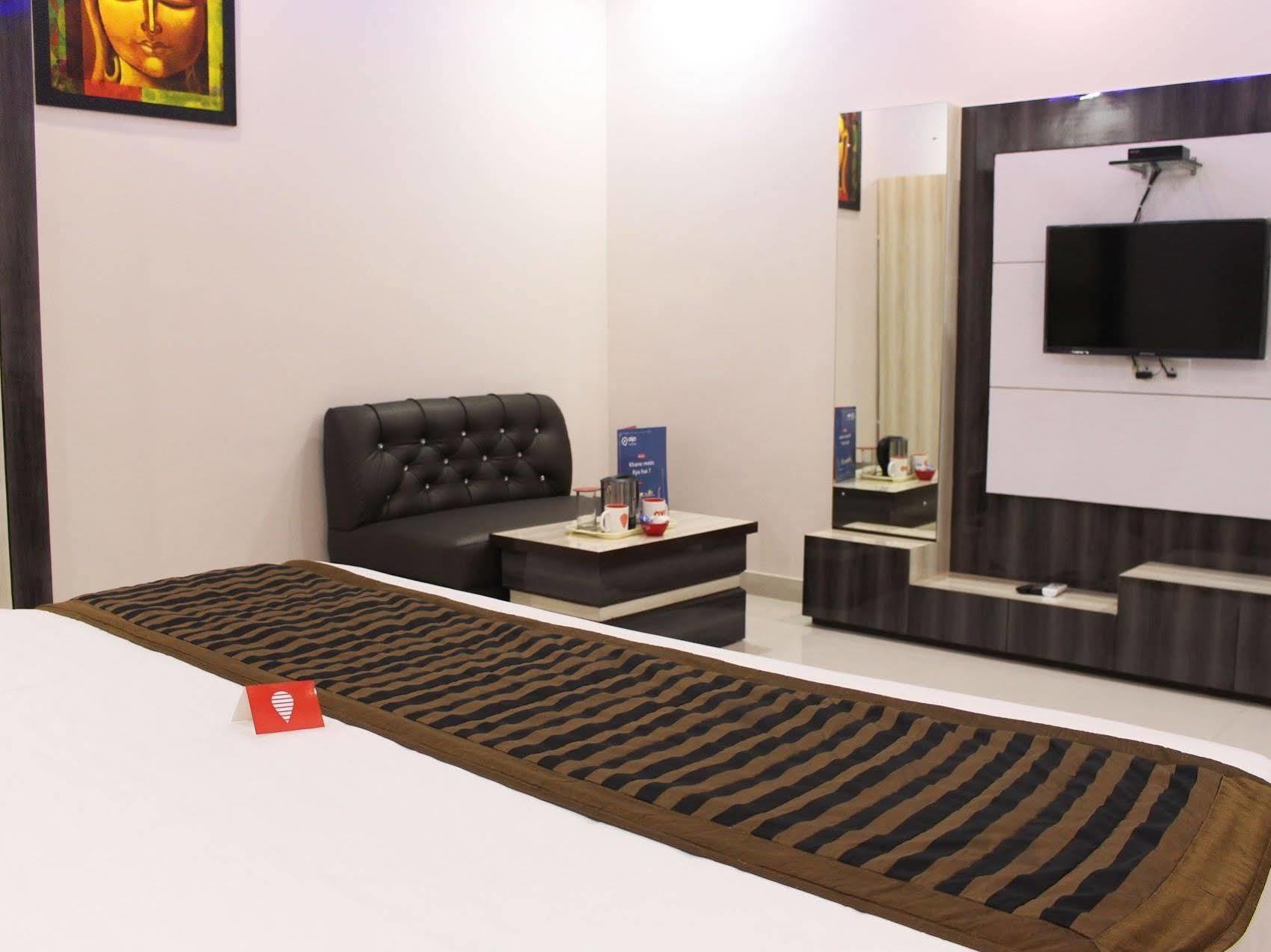 Oyo 3202 Gayatri Residency 3* Agra (Uttar Pradesh)