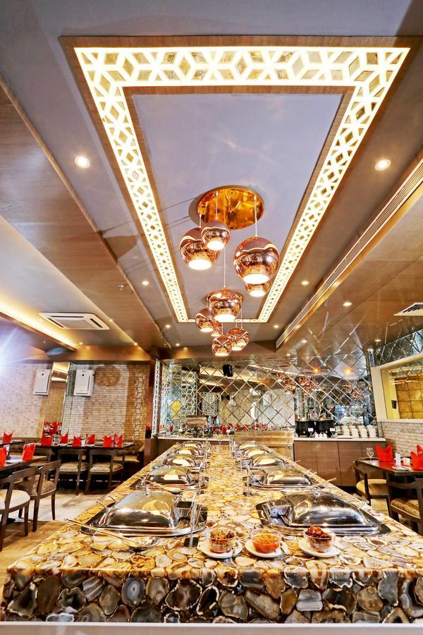 Hotel Parador Agra 2*