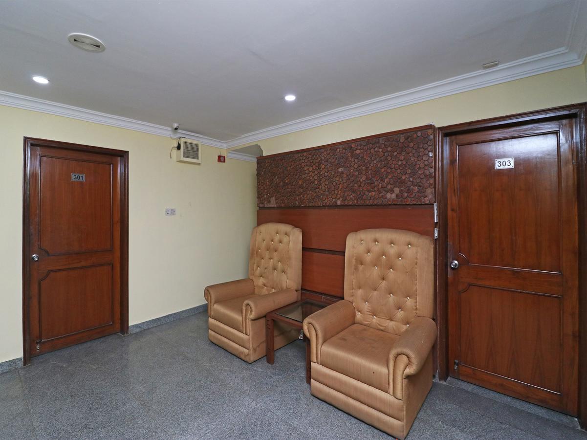 Hotel Oyo 11647 Metro 2*