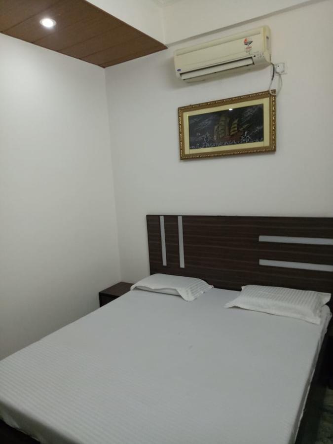 Paarrijat Palace Hotel Agra (Uttar Pradesh)