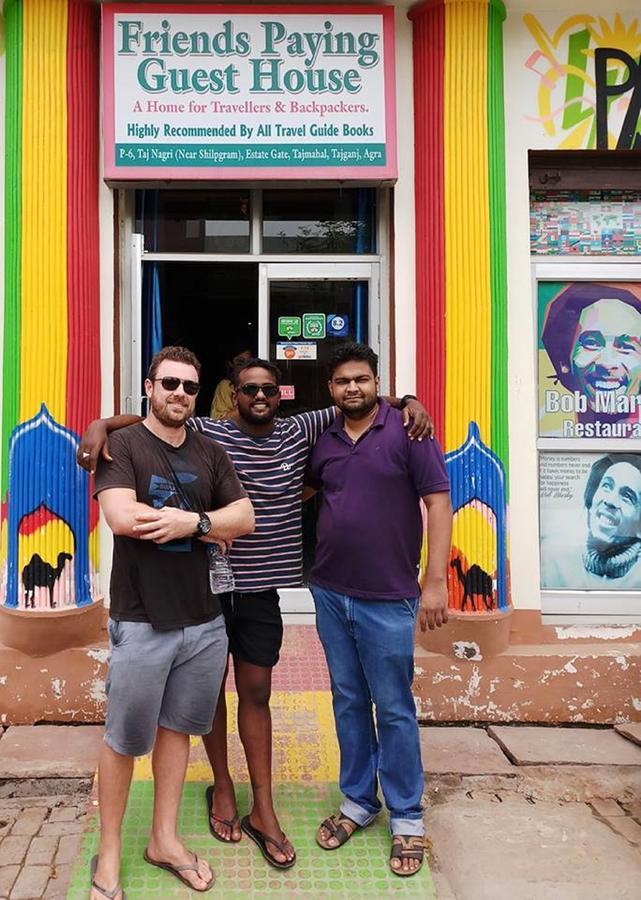 Hostel Friends & Agra (Uttar Pradesh)