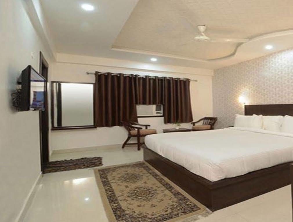 Hotel Fabhotel Idea 3*