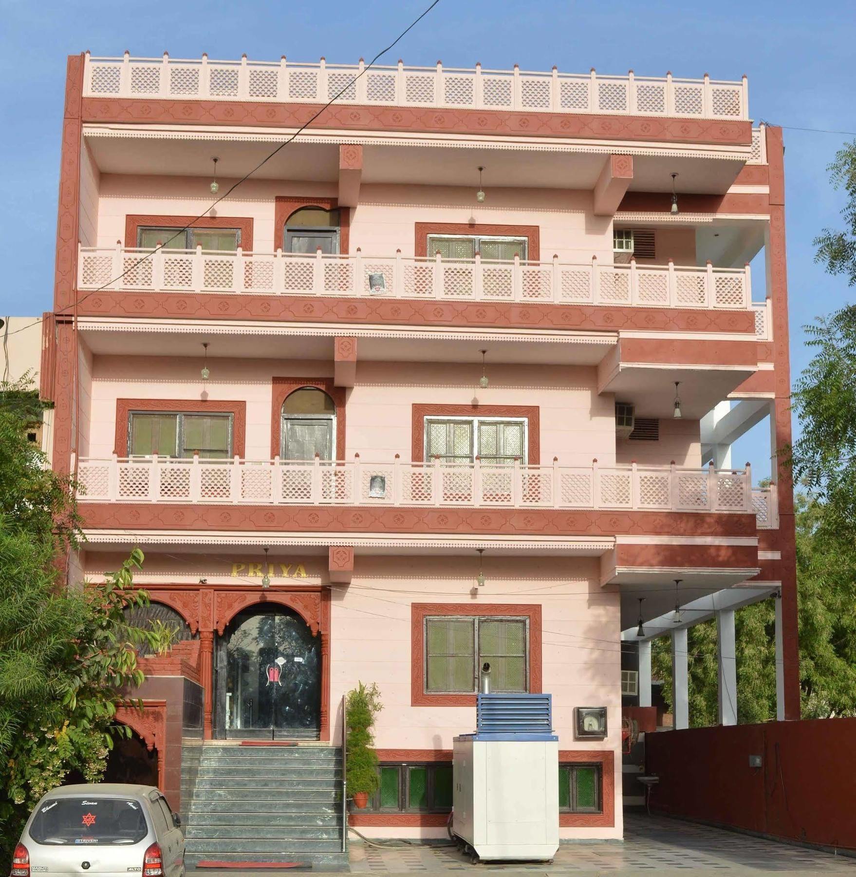 Priya Hotel Agra (Uttar Pradesh)