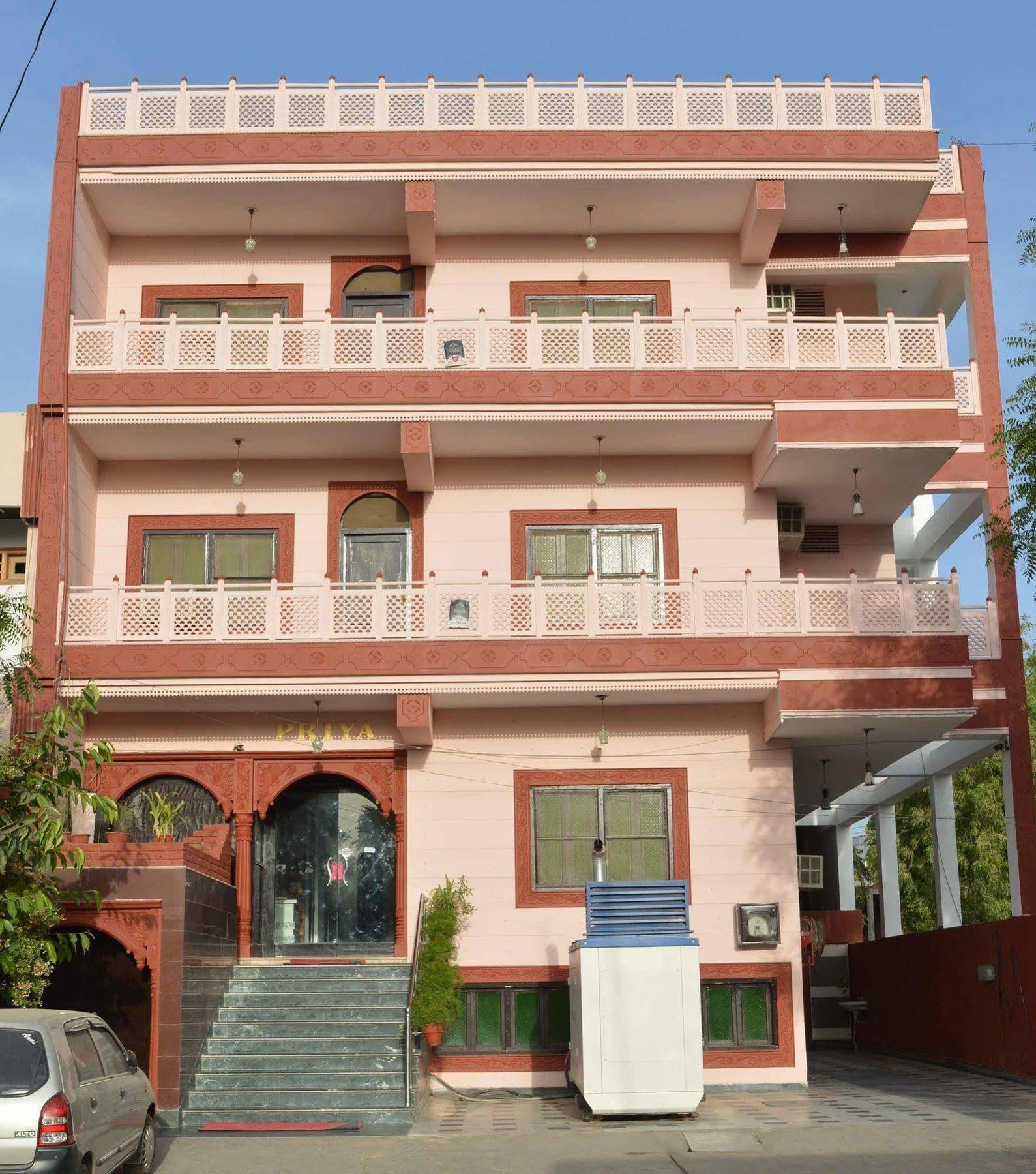 Priya 3* Agra (Uttar Pradesh)