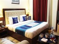 Oyo Premium Luxurious Castle Hotel Agra (Uttar Pradesh)