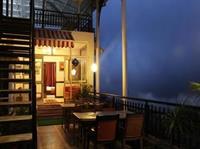 Oyo Premium Luxurious Castle 3*