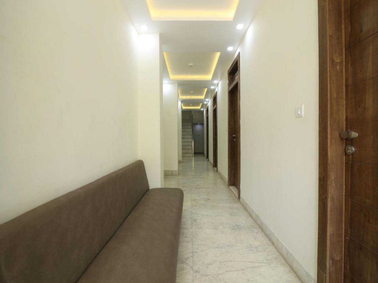 Oyo 16372 The Vantage Hotel