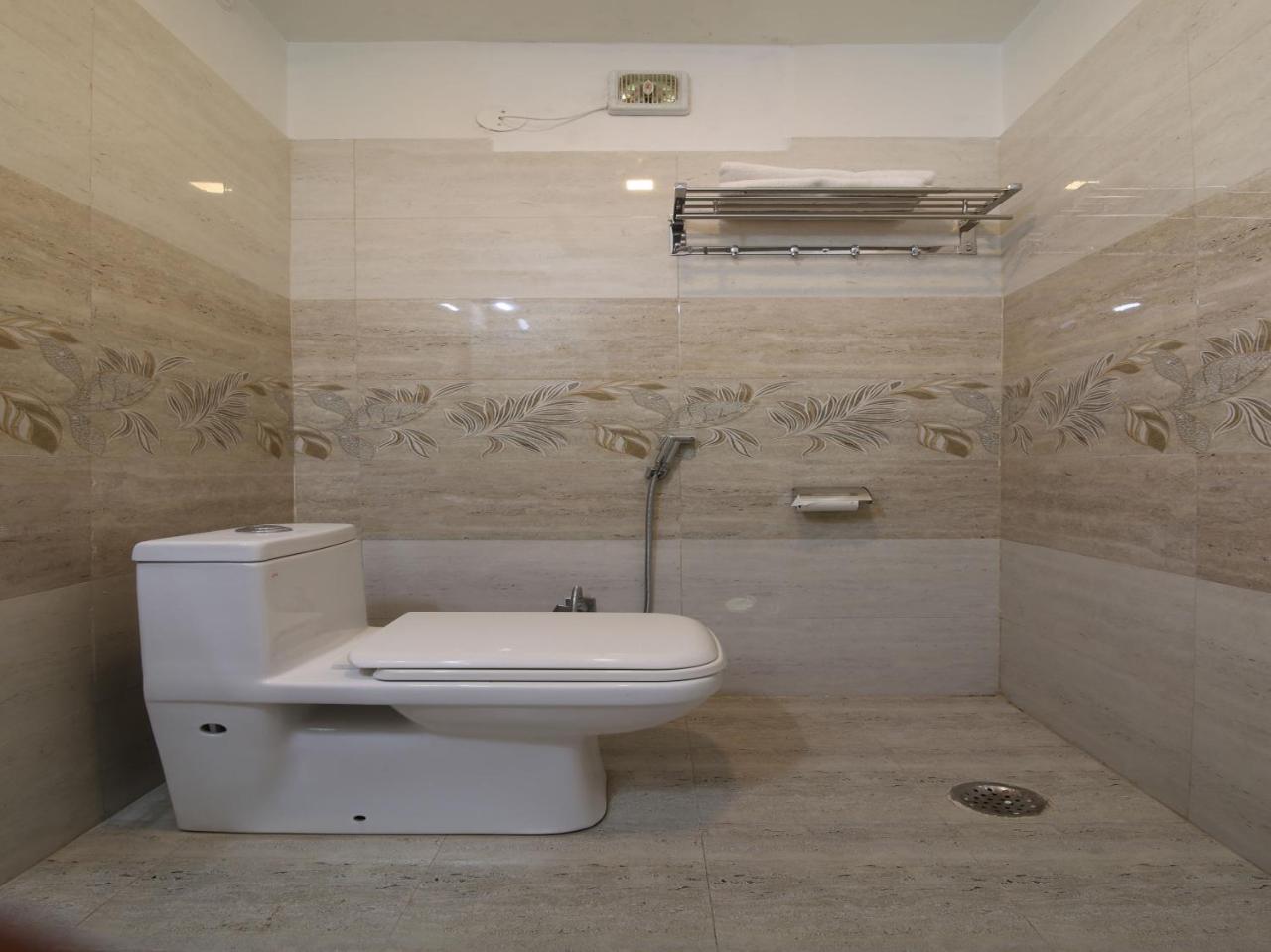 Hotel Oyo 16372 The Vantage Agra (Uttar Pradesh)