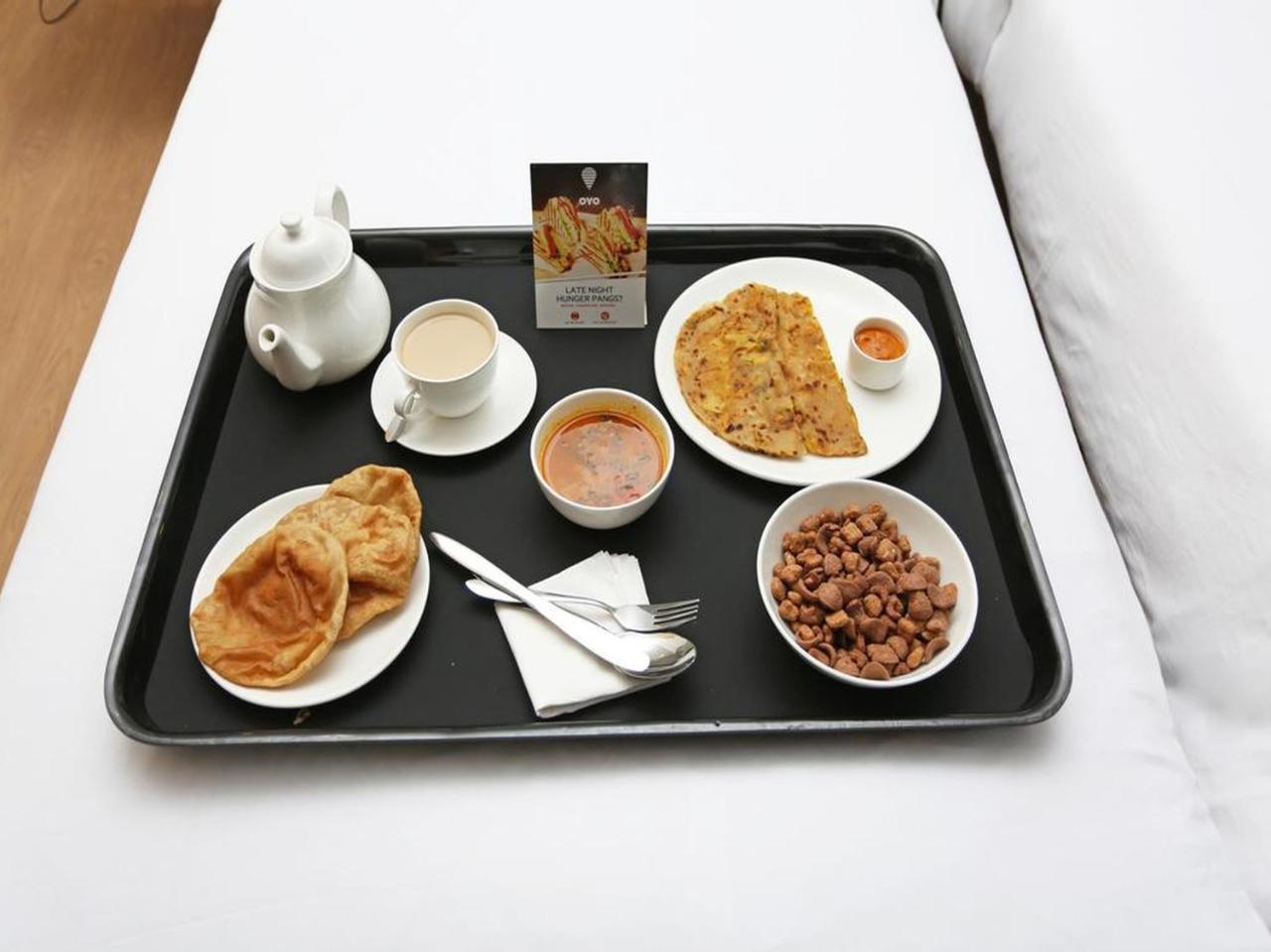 Hotel Oyo 16372 The Vantage Agra (Uttar Pradesh)