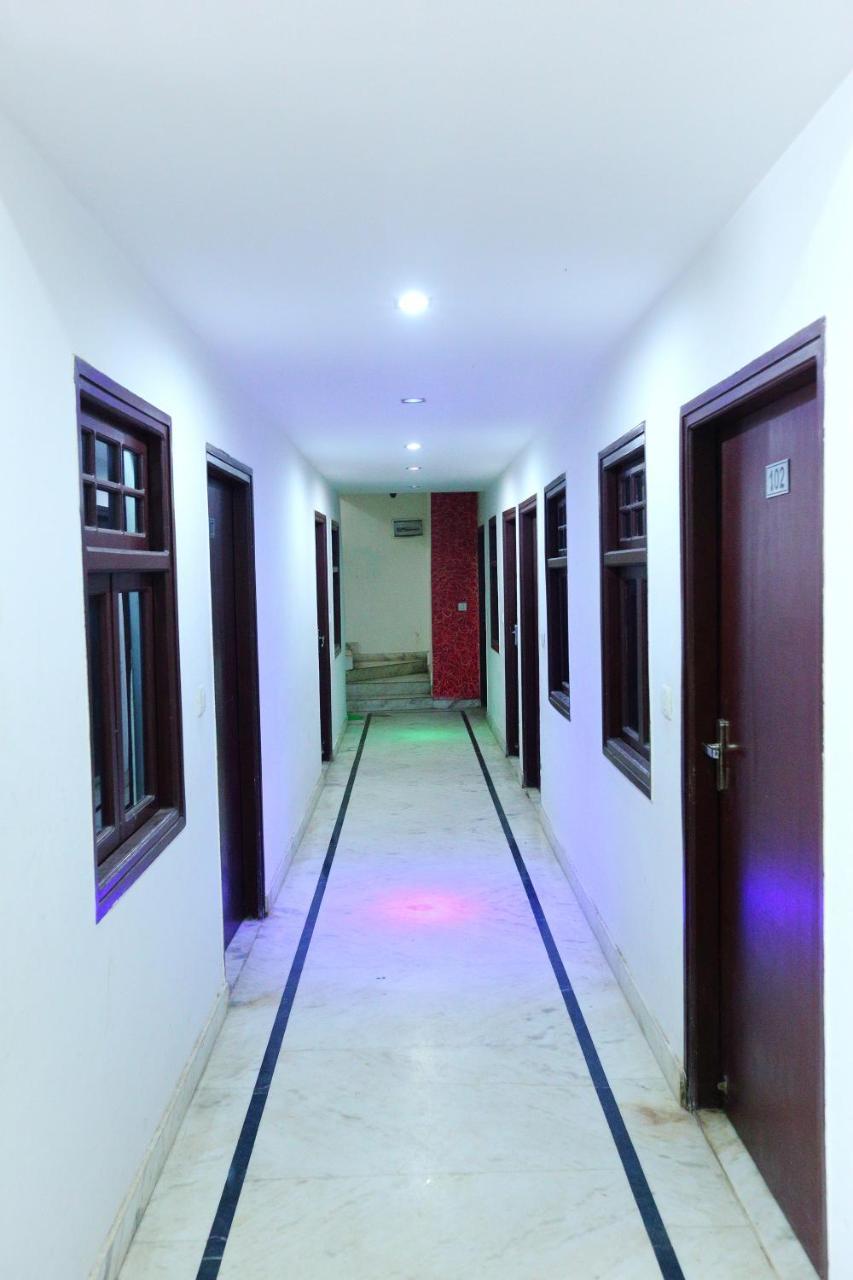 Rosewood 3* Agra (Uttar Pradesh)