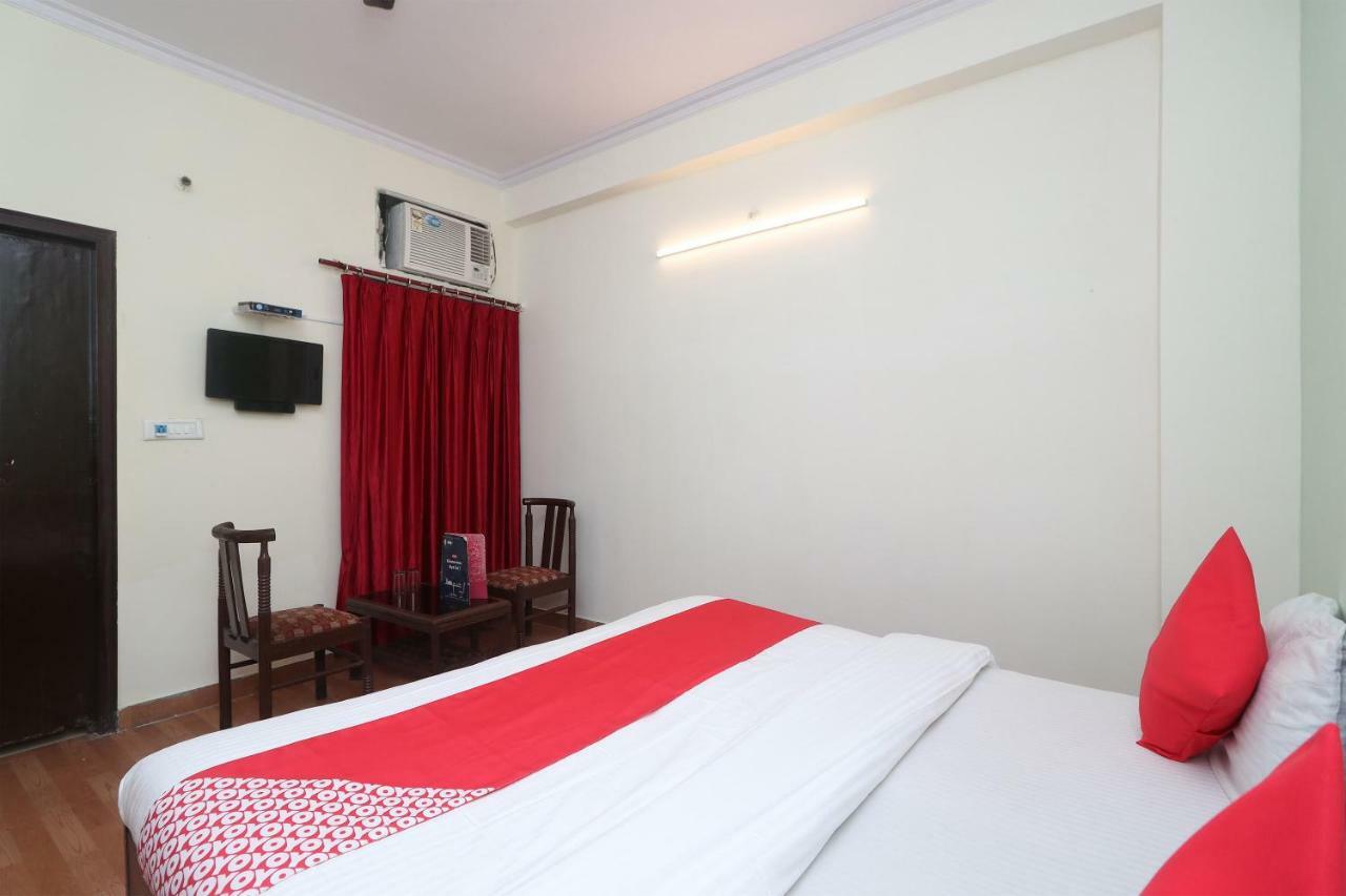 Oyo 29411 Vanshika Hotel Agra (Uttar Pradesh)