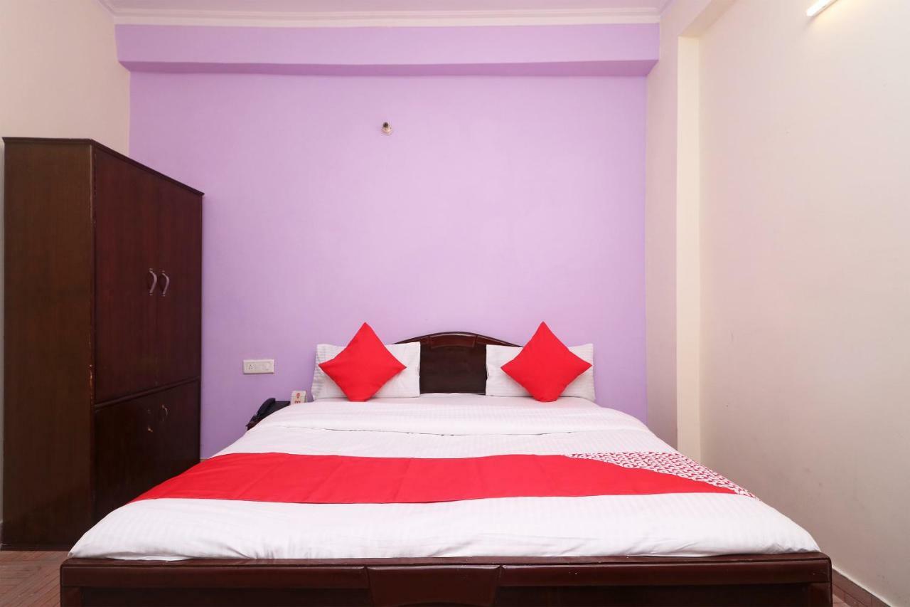 Hotel Oyo 29411 Vanshika 3*