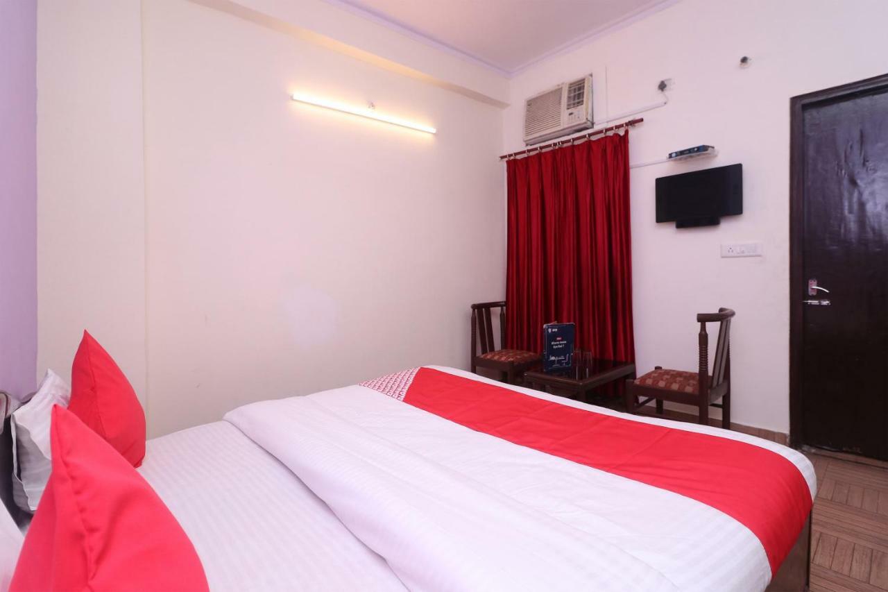Oyo 29411 Vanshika Hotel