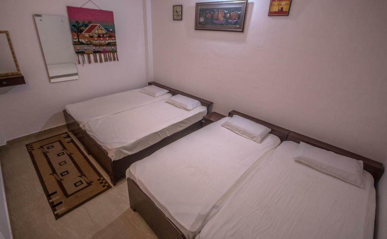 Friends & Hostel