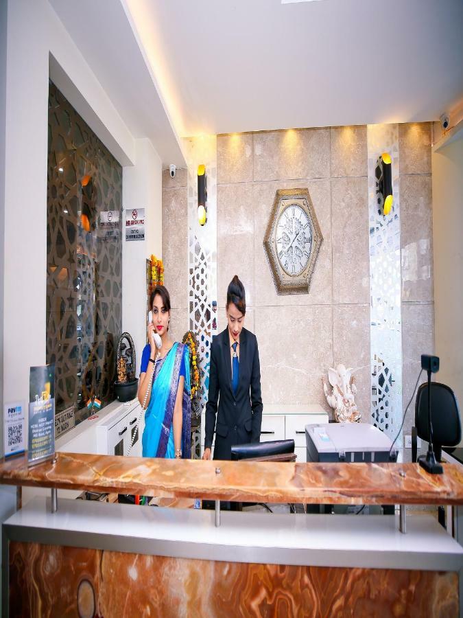 Moti Palace Hotel 3*
