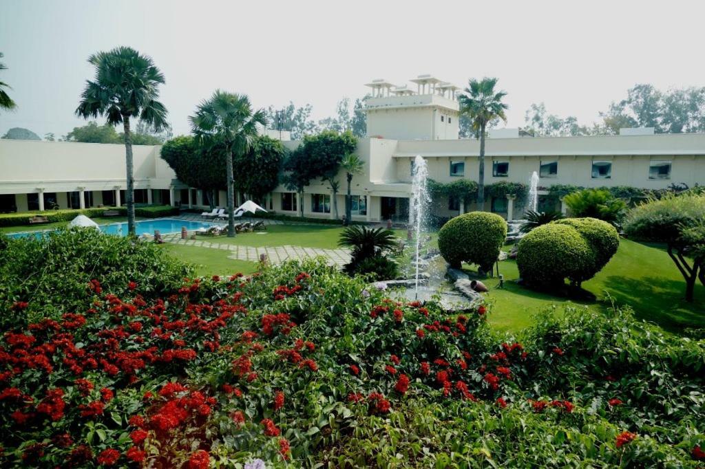 Hotel Trident 5*