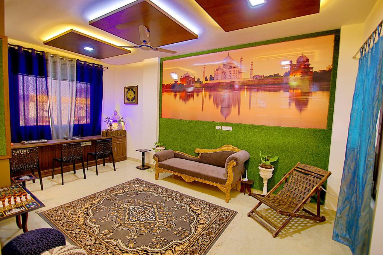 The Hideout Agra Near Taj Homestay