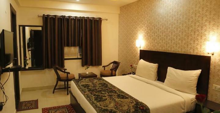 Hotel Fabhotel Idea