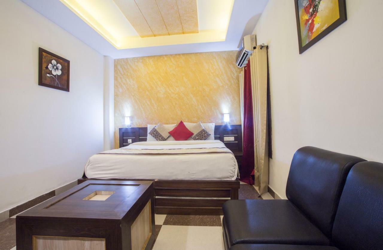 Optimum Tara Palace @ Taj Hotel