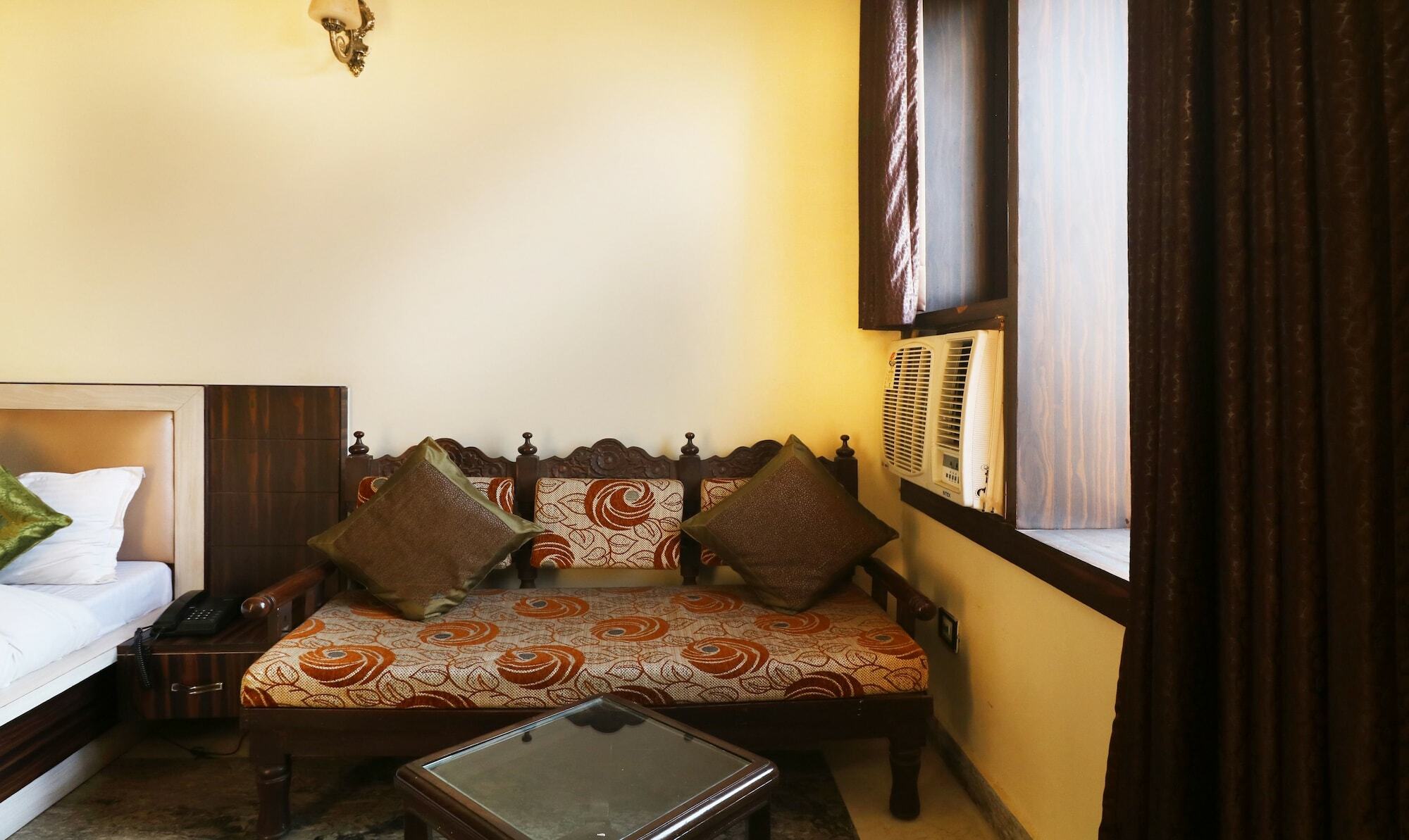 Treebo Trip Pratap Homestay Agra (Uttar Pradesh)