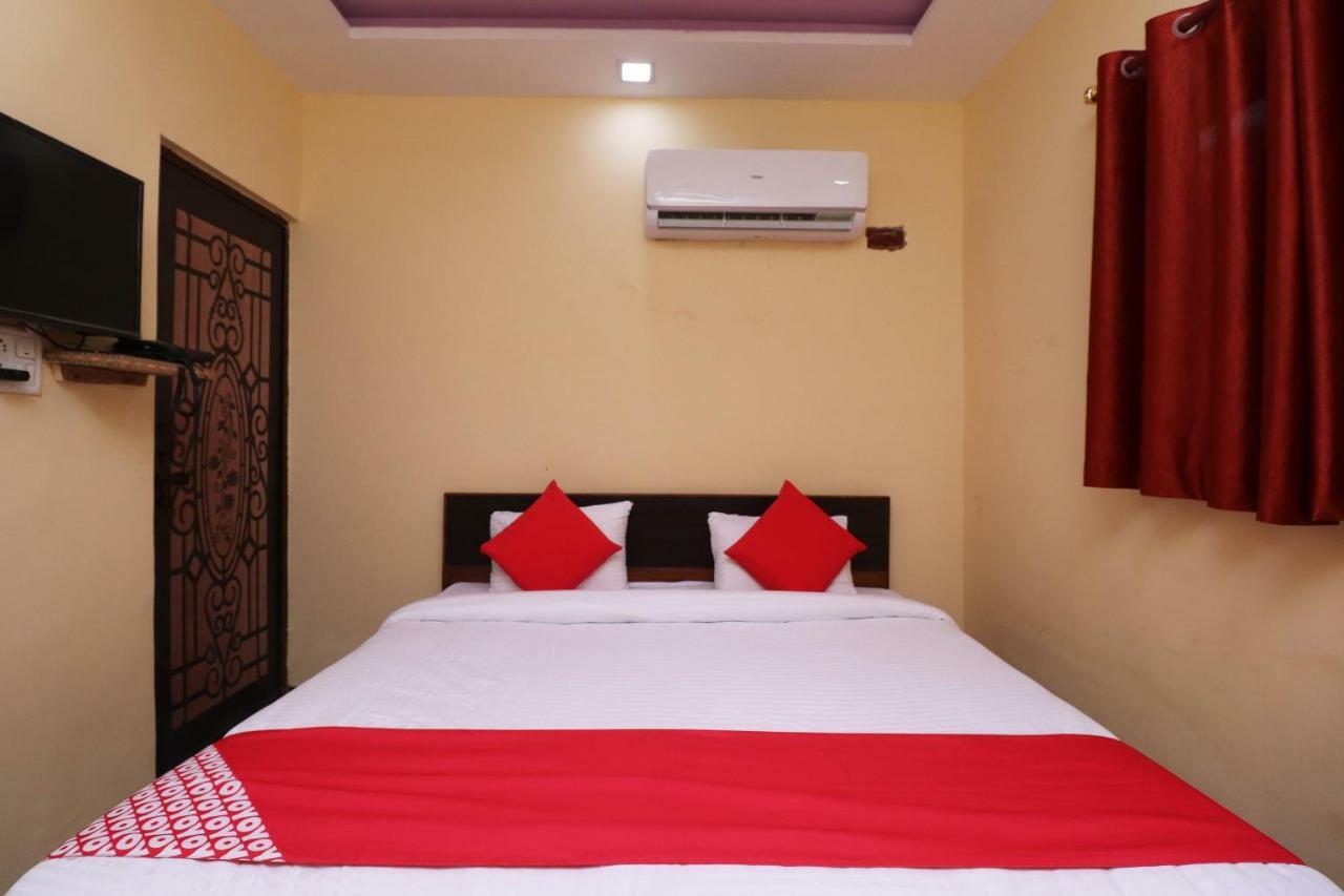 Oyo 37887 Sikandra Palace & Restaurant Hotel Agra (Uttar Pradesh)