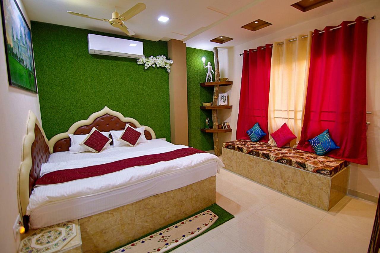 The Hideout Agra Near Taj Homestay *