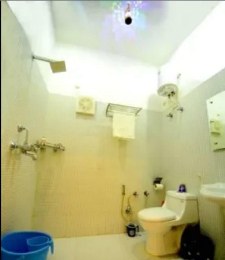 Taj Square A Luxurious Family