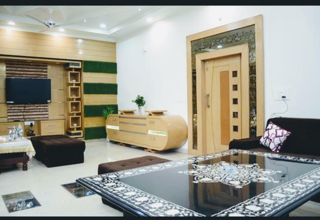 Homestay Taj Square A Luxurious Family *