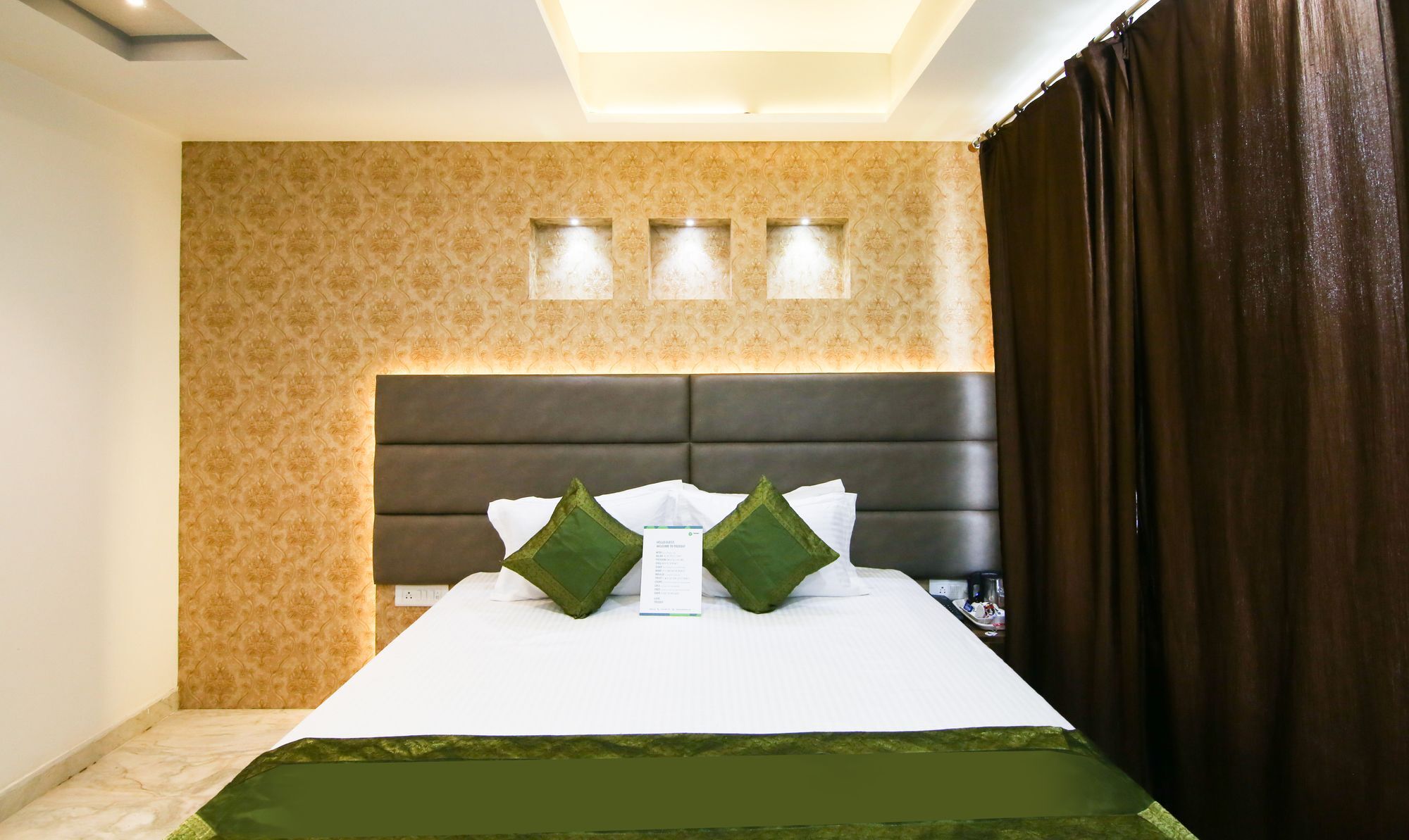 Oyo 16372 The Vantage 3* Agra (Uttar Pradesh)