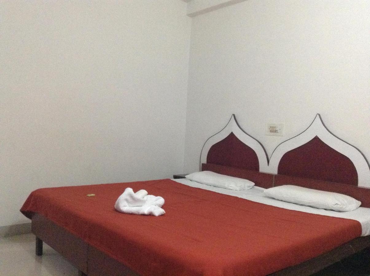 Hotel Safari Agra (Uttar Pradesh)